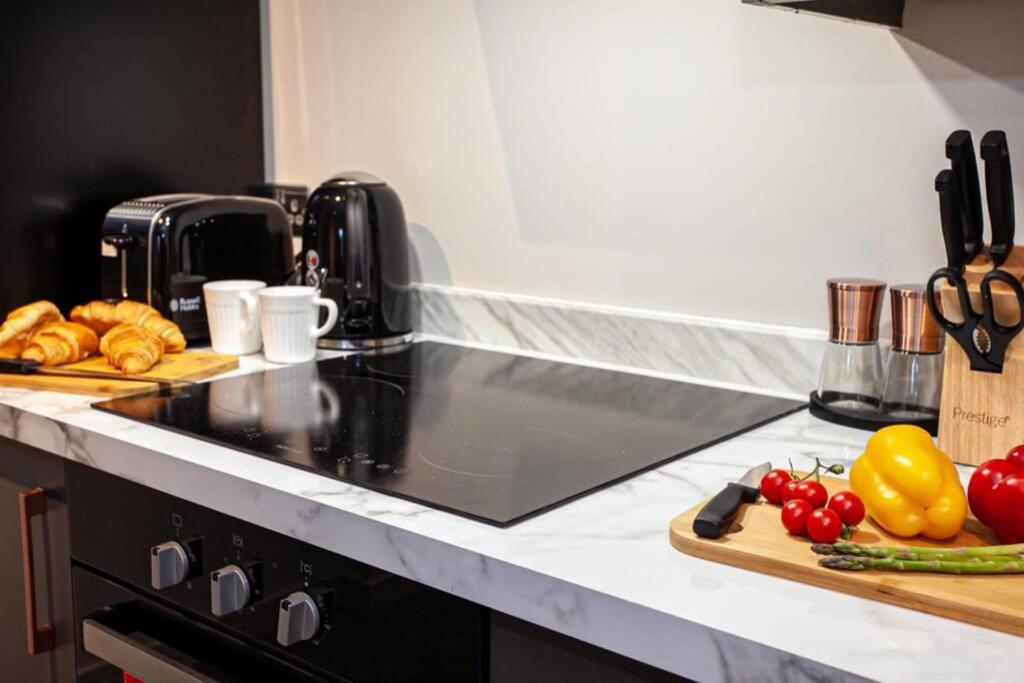 Fabulous Newly Refurbished Apartment - Great Links Bury  Extérieur photo